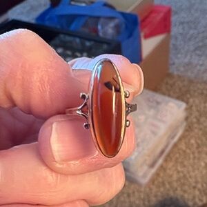 Elegant antique agate Women's Ring in solid yellow gold.